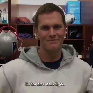 Patriotas demuestran su apoyo a México