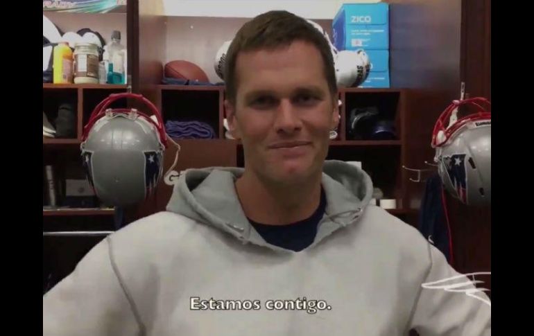 Nueve jugadores de Nueva Inglaterra aparecen en la grabación. TWITTER / @patriotsespanol