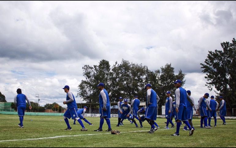 Charros comenzó a cosechar anotaciones apenas en la primera manga por conducto de Alan Espinoza. TWITTER / @charrosbeisbol