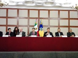 Revelan que la Prueba PLANEA también dejó ver que el país en general sigue rezagado en conocimientos.