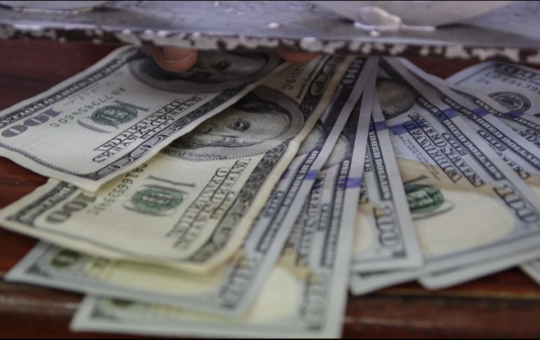 El Banco de México (Banxico) fijó en 17.8831 pesos el tipo de cambio. EL INFORMADOR / ARCHIVO