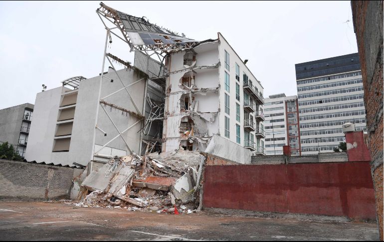 En la revisión de inmuebles afectados por el sismo, se mantiene la cifra de 360 con daños graves. SUN / A. Martínez