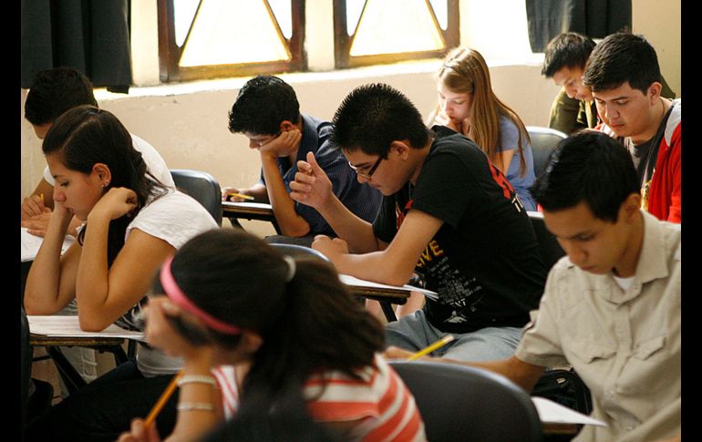 La coordinación entre la UdeG y los subsistemas estatal y federal de educación media superior permitieron el avance en la evaluación.