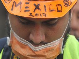 A una semana de los sismos del 19 de septiembre, la cifra de cuerpos recuperados en todo el país se ubica en 331. EFE / U. Ruiz