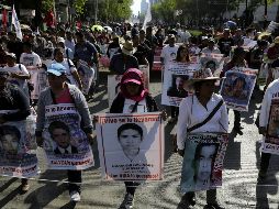 Manifestantes se concentran en el Ángel de la Independencia para marchar rumbo al llamado Antimonumento. EFE / ARCHIVO