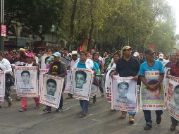 La marcha fue silenciosa en señal de respeto al dolor de las familias capitalinas tras el sismo de 7.2 que sacudió la Ciudad de México.