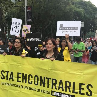 Ayotzinapa, mentira histórica que marcará gestión de Peña Nieto: AI