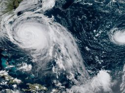 "María" retoma fuerza y se convierte en huracán