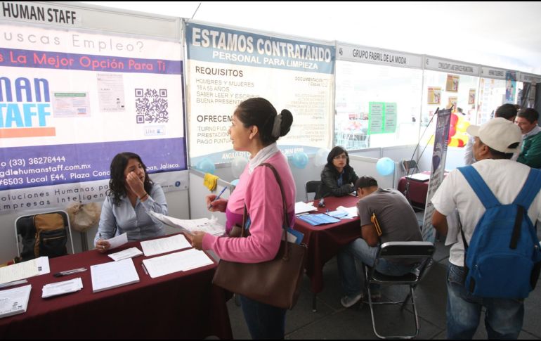 Precisó que en esta feria de empleo se ofertaron vacantes para criminólogos, auxiliares administrativos, secretarias, entre otros.
