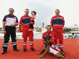 Jesús Velasco y su hijo, Jesús, el binomio conformado por Enrique Cervantes y 'Mike', Y  Miguel Ángel González. EL INFORMADOR/E. Barrera