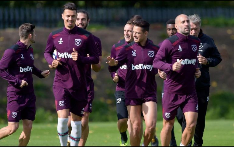 El dinero dado por parte de los Hammers tiene como fin entregar alimentos y suministros a través de la Cruz Roja y Los Topos. TWITTER / @WestHamUtd