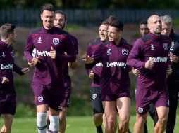 El dinero dado por parte de los Hammers tiene como fin entregar alimentos y suministros a través de la Cruz Roja y Los Topos. TWITTER / @WestHamUtd