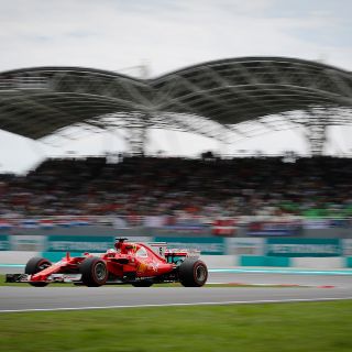 Ferrari lidera los últimos entrenamientos libres en Malasia