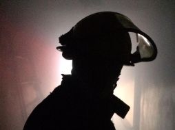 Bomberos sofocan incendio en la colonia Ferrocarril