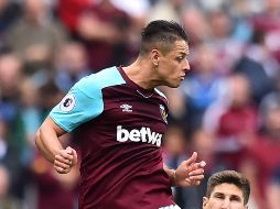 Tras intentar por todas las vías posibles y no tener éxito, ''Chicharito'' salió de cambio al minuto 78 para dejarle su lugar al senegales Diafra Sakho. AFP / G. Kirk