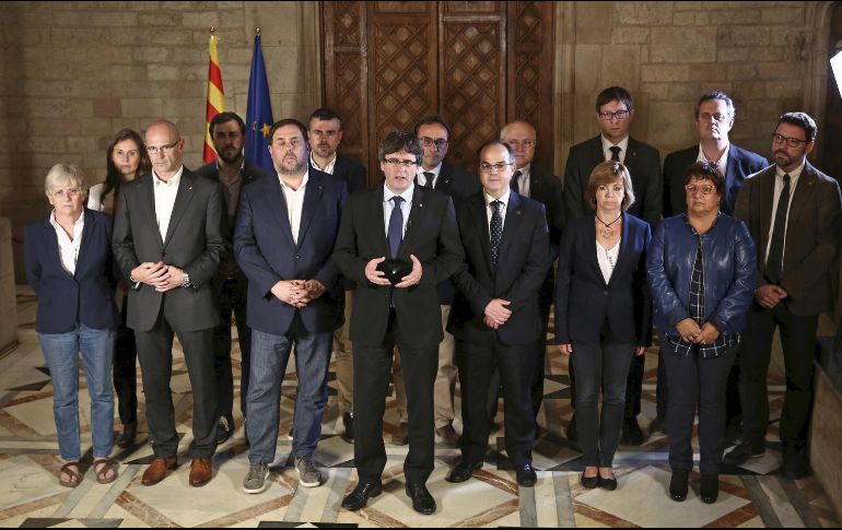 Las instituciones catalanas tienen el deber de respetar y desarrollar lo que han dicho sus ciudadanos para construir un país, dijo Carles Puigdemont. EFE / J.B. Pascual