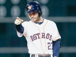 José Altuve. El venezolano terminó la temporada regular con 204 imparables y 24 jonrones. AP