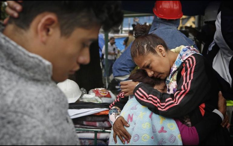 Sigue en aumento la cifra de víctimas mortales del pasado sismo del 19 de septiembre. AP / R. Blackwell