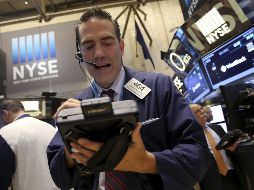 Los operadores en el parqué neoyorquino apostaron por las compras durante toda la jornada, teñida de luto por el tiroteo del domingo en Las Vegas. EFE / ARCHIVO