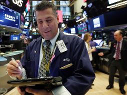 Los operadores en el parqué neoyorquino seguían dando continuidad a las ganancias de la jornada anterior. AP / ARCHIVO