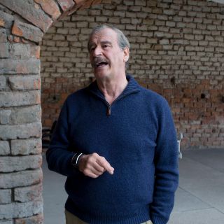 Fox pide reducir el financiamiento a partidos, pero no quitarlo