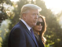 Trump y Melania pusieron rumbo a la base militar de Andrews, a las afueras de Washington, desde donde despegarán a Las Vegas.  EFE / J. Lo Scalzo