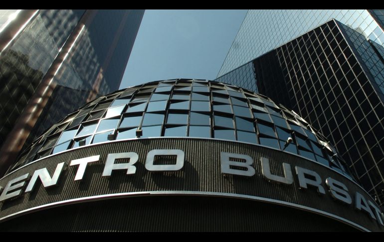 La toma de utilidades en la bolsa mexicana se dio luego de cifras de empleo privado y a la espera de reportes corpotativos. EFE / ARCHIVO