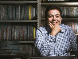 Acuñando logros. Jesús Romero Gutiérrez ha extendido un negocio que empezó con medallitas religiosas. ESPECIAL