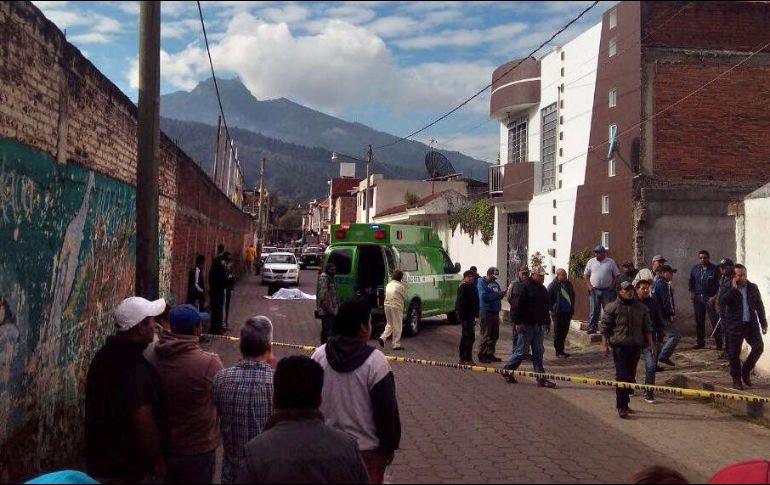 Se realizan sobrevuelos y se realizan recorridos a pie por parte de los elementos municipales. EFE/