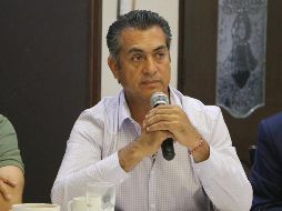 "El Bronco" llega al INE