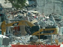 Trabajos de demolición del edificio de Álvaro Obregón 286, el cual colapsó tras el sismo que el 19 de septiembre cimbró a la capital del país. NTX/G. Durán