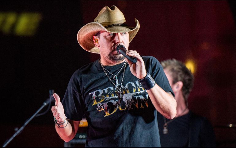 Abre escenario con la frase 