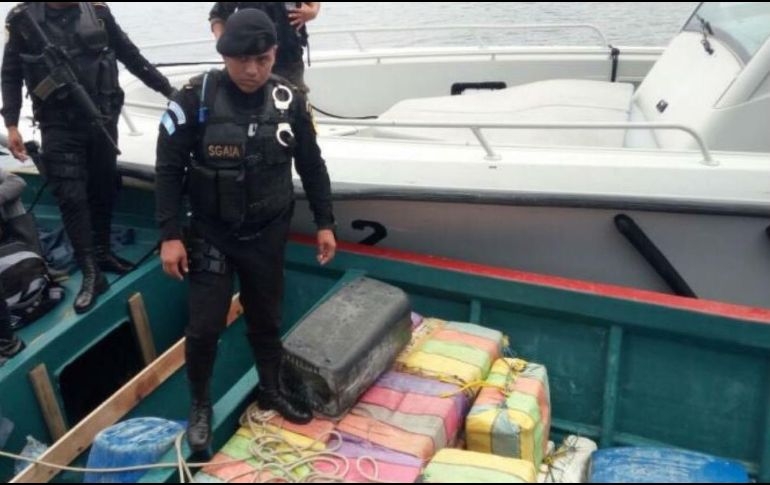 Con este alijo incautado suman 10 mil 13 las toneladas de cocaína incautadas en Guatemala durante lo que va de 2017. TWITTER / @GuatemalaGob