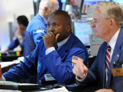 El NYSE Composite también avanzaba 10.50 puntos al operar en 12 mil 328.9 unidades.