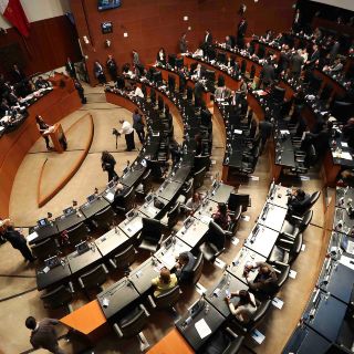 Evalúan a senadores; sólo 12 tienen calificación "satisfactoria"