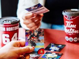 Tim Hortons mantiene una temática en torno al hockey, profesión que desempeñó su fundador. TWITTER/@TimHortons