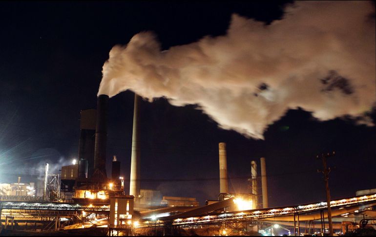 La meta del Plan de Energía Limpia era disminuir 32 % las emisiones de dióxido de carbono para 2030. AP/Archivo