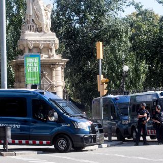 Gobierno español lanza ultimátum a Puigdemont