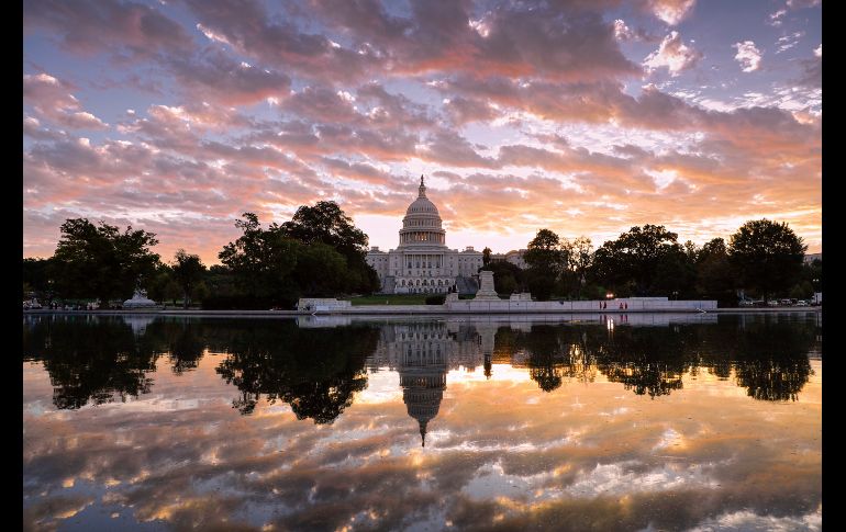 El Capitolio se observa al amanecer en Washington, D.C. AP/J. Applewhite