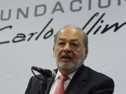 La Fundación de Carlos Slim aportó cinco pesos por cada peso donado, por lo que la cifra de la organización fue de mil 978 millones 191 mil pesos, precisó el empresario. EFE / S. Gutiérrez