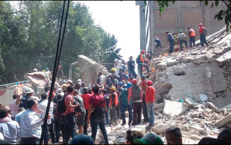 Lorenzo Córdova Vianello subrayó que en un momento complicado, esta es una muestra de solidaridad con la sociedad. EFE / ARCHIVO