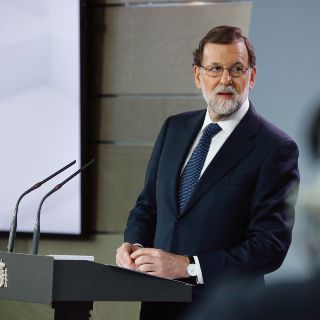 Rajoy pide a Puigdemont que aclare si declaró la independencia