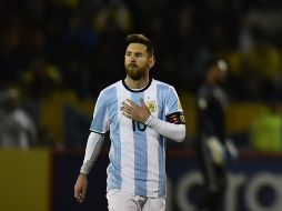 En la prensa no escatiman adjetivos para alabar al capitán del equipo, al mejor futbolista del mundo. AFP / P. Cozzaglio