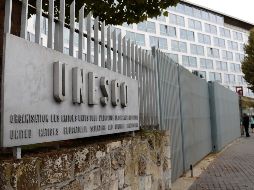 Benjamin Netanyahu dio la instrucción de abandonar el organismo paralelamente a EU, y señaló que esta ''deforma la historia en lugar de preservarla''. AFP / J. Demarthon