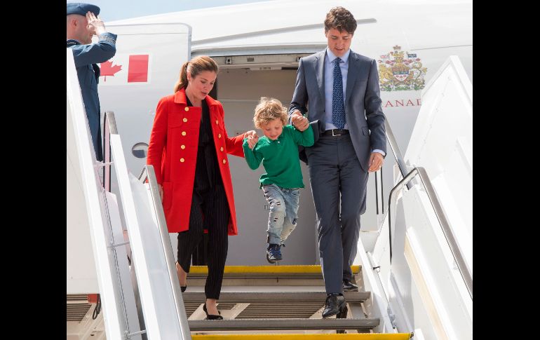 Padre de familia. Tiene tres hijos con su esposa: Xavier, Ella-Grace y Hadrien (c), el menor. En la imagen, en una visita a Alemania en julio de  2017. AP/The Canadian Press/Archivo