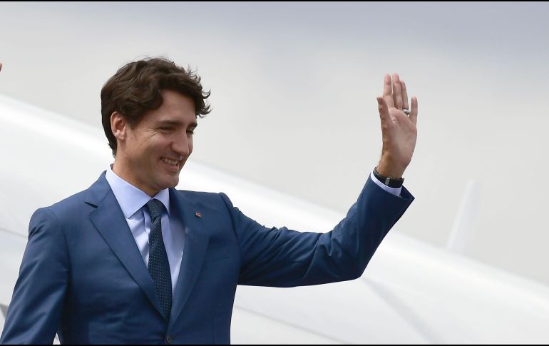 El primer ministro de Canadá, Justin Trudeau, inició este jueves su primera visita oficial a México. El líder de 45 años muestra su encanto y carisma a donde va. AFP/R. Schemidt