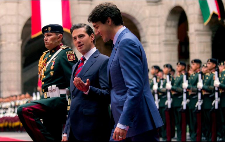 Peña Nieto recibió ayer al primer ministro canadiense Justin Trudeau, ambos coincidieron en que el TLCAN debe aumentar el nivel de vida de las clases medias. NOTIMEX