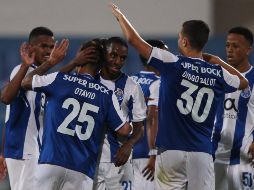 Layún, Corona y Herrera, los otros mexicanos del Porto, no fueron convocados para el encuentro. TWITTER/@FCPorto