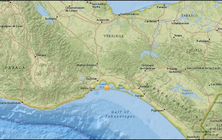 De acuerdo con el Servicio Sismológico Nacional el epicentro se registró a 23 kilómetros al sureste de Salina Cruz. ESPECIAL / USGS