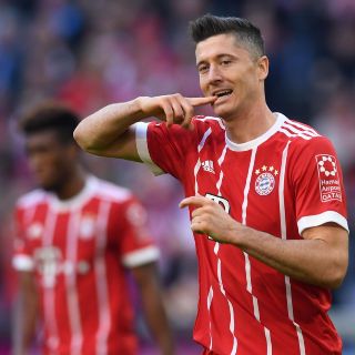 Bayern Munich golea al Friburgo tras regreso de Heynckes